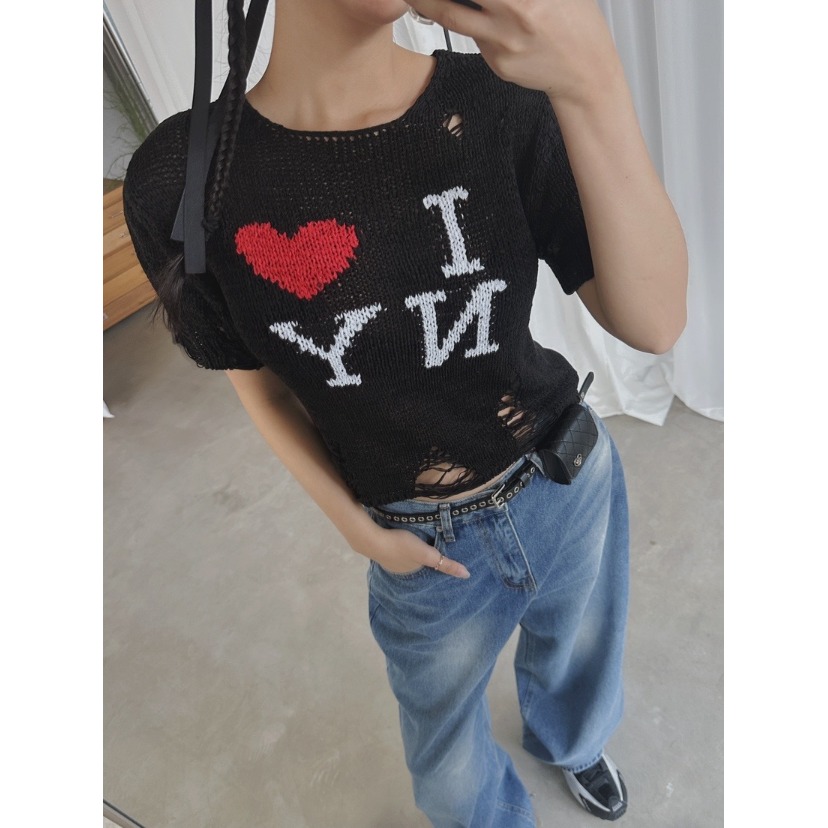 Street Fashion Look - เสื้อยืดแขนสั้นสไตล์เรโทรสตรีท ลายถักแบบโปร่ง ดีไซน์วินเทจ ลุคเก่าๆ สำหรับฤดูร้อน สไตล์ญี่ปุ่น