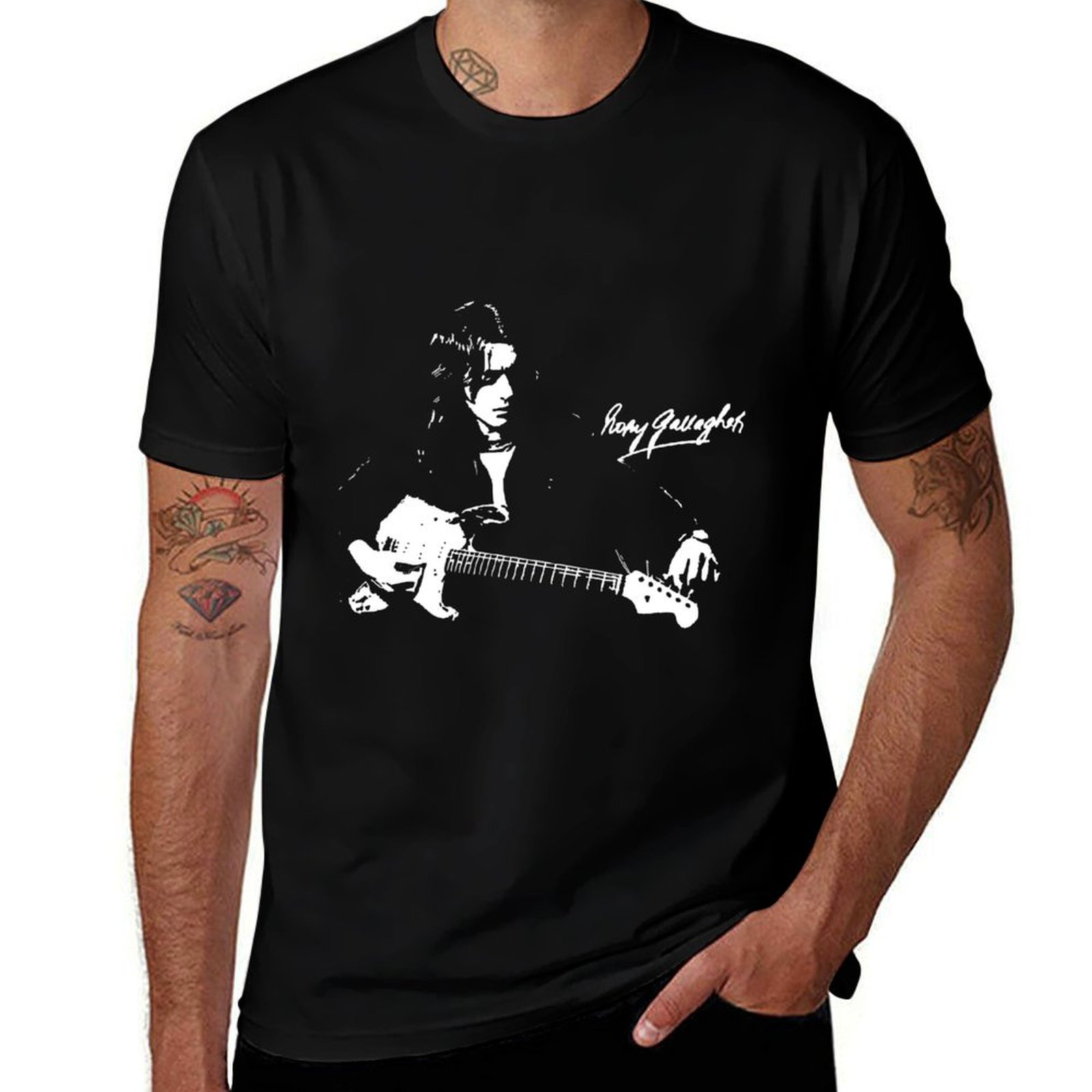 Street Fashion Essentials - โรรี่ แกลลาแฮร์เสื้อยืดเอสเซนเชียล เสื้อยืดแฟชั่นแนวสตรีทลำลอง