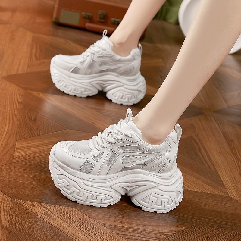 Chunky Sneaker Platform - รองเท้าผ้าใบแฟชั่นผู้หญิงแบบหนาพื้นหนา ระบายอากาศได้ดี กันลื่น เหมาะสำหรับใส่เดินเล่น เพิ่มความสูงภายใน ดีไซน์อเนกประสงค์