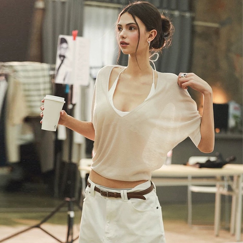 เสื้อสีชมพู ทรงหลวม คอวี เสื้อ - Fashion Streetwear บทวิจารณ์และราคา