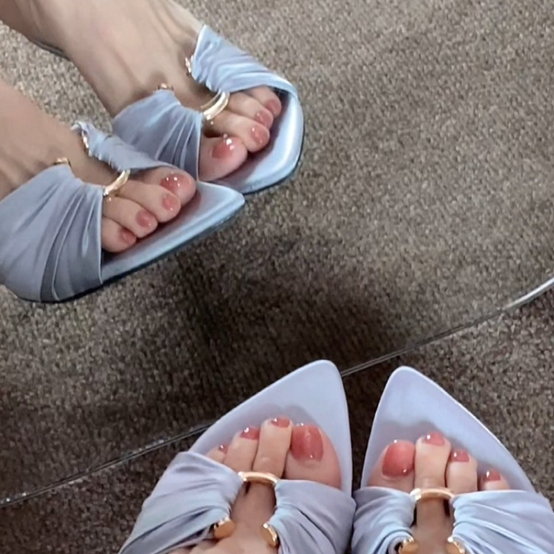 รองเท้าแตะแบบเปิดนิ้วเท้าแฟชั่ - Street Fashion Designer บทวิจารณ์และราคา