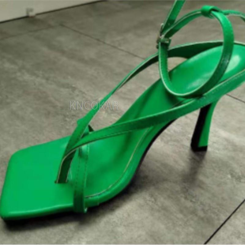 2025 รองเท้าแตะ Gladiator รองเ - Street Fashion Look บทวิจารณ์และราคา