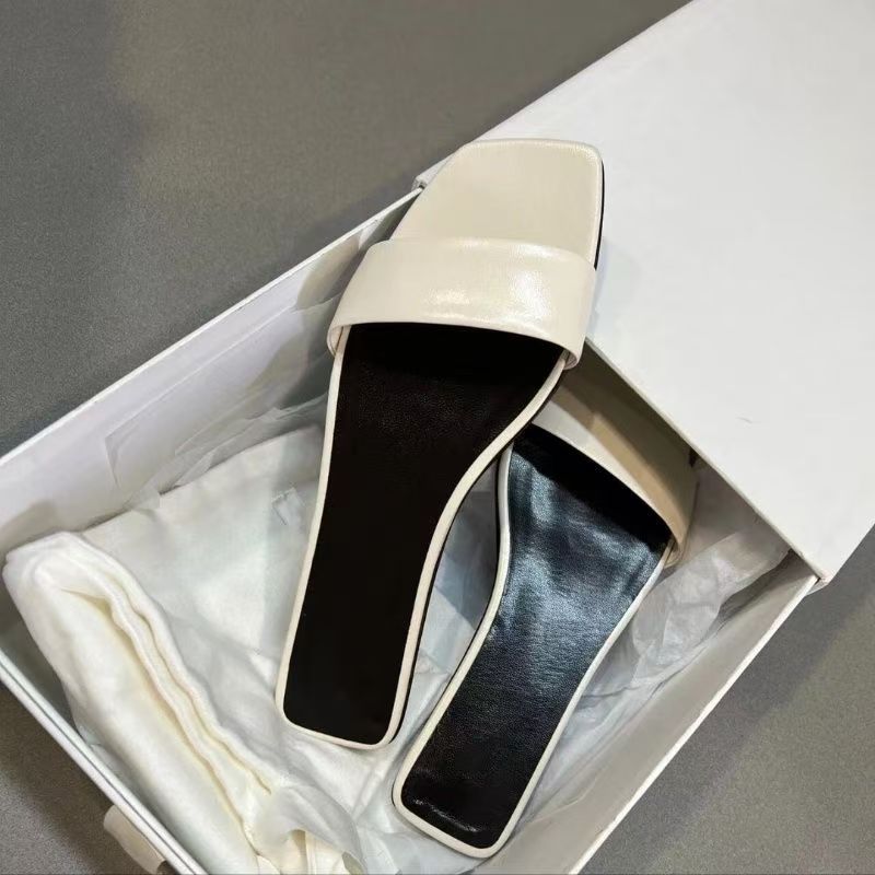 ฤดูร้อนปี 2026 ผู้หญิงสวมรองเท - Street Fashion Look บทวิจารณ์และราคา
